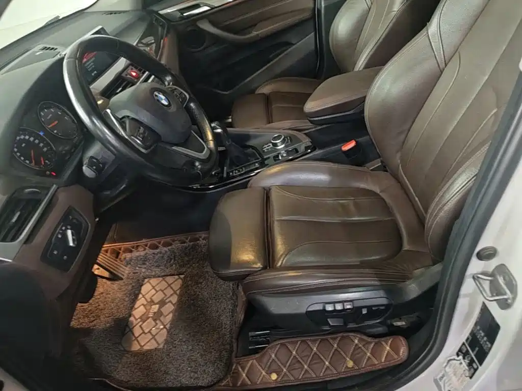 BMW X1 — миниатюра 15
