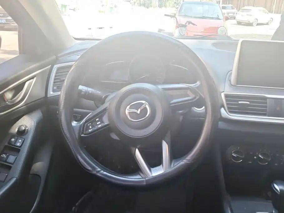 Mazda 3 Axela — миниатюра 15