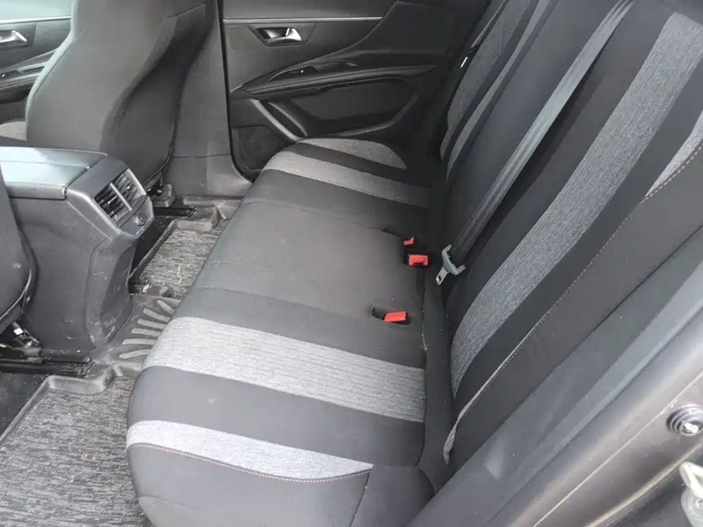 Peugeot 4008 — миниатюра 18
