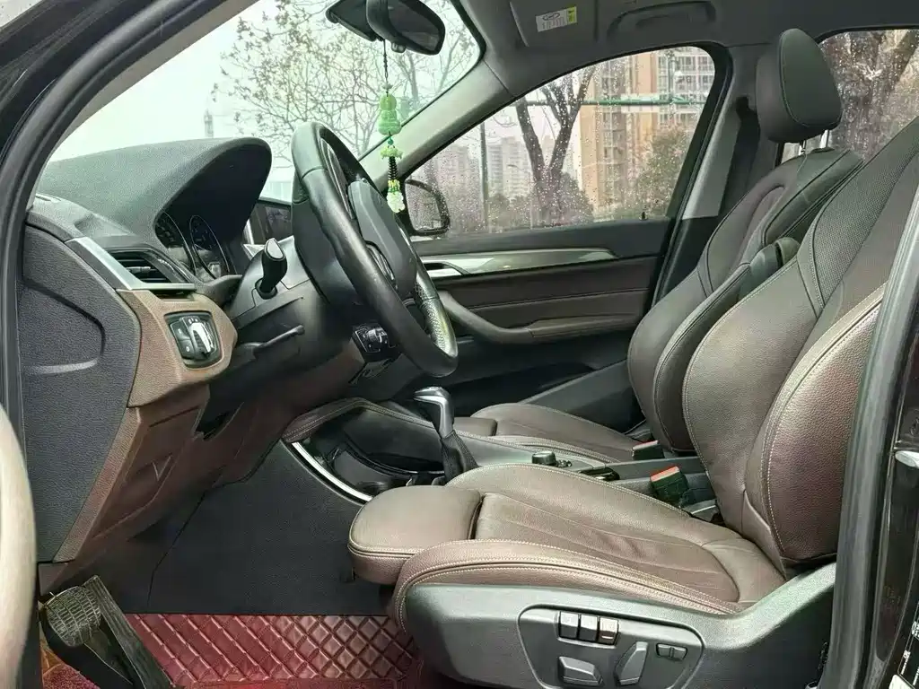 BMW X1 — миниатюра 7