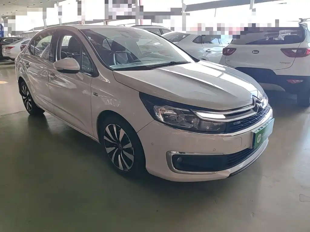 Citroen C4L — миниатюра 4