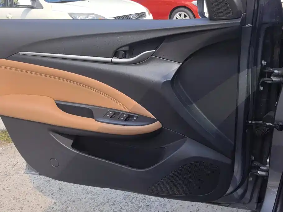 Buick Excelle — миниатюра 7