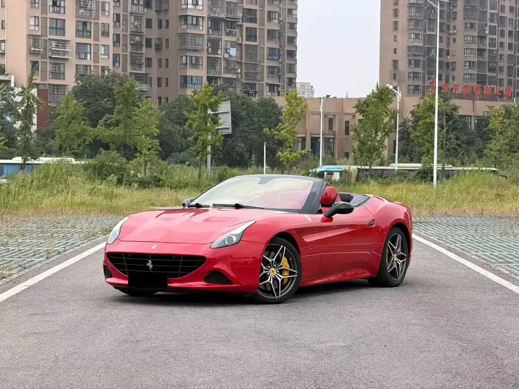 Ferrari California T