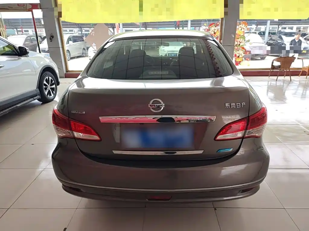 Nissan Sylphy — миниатюра 6