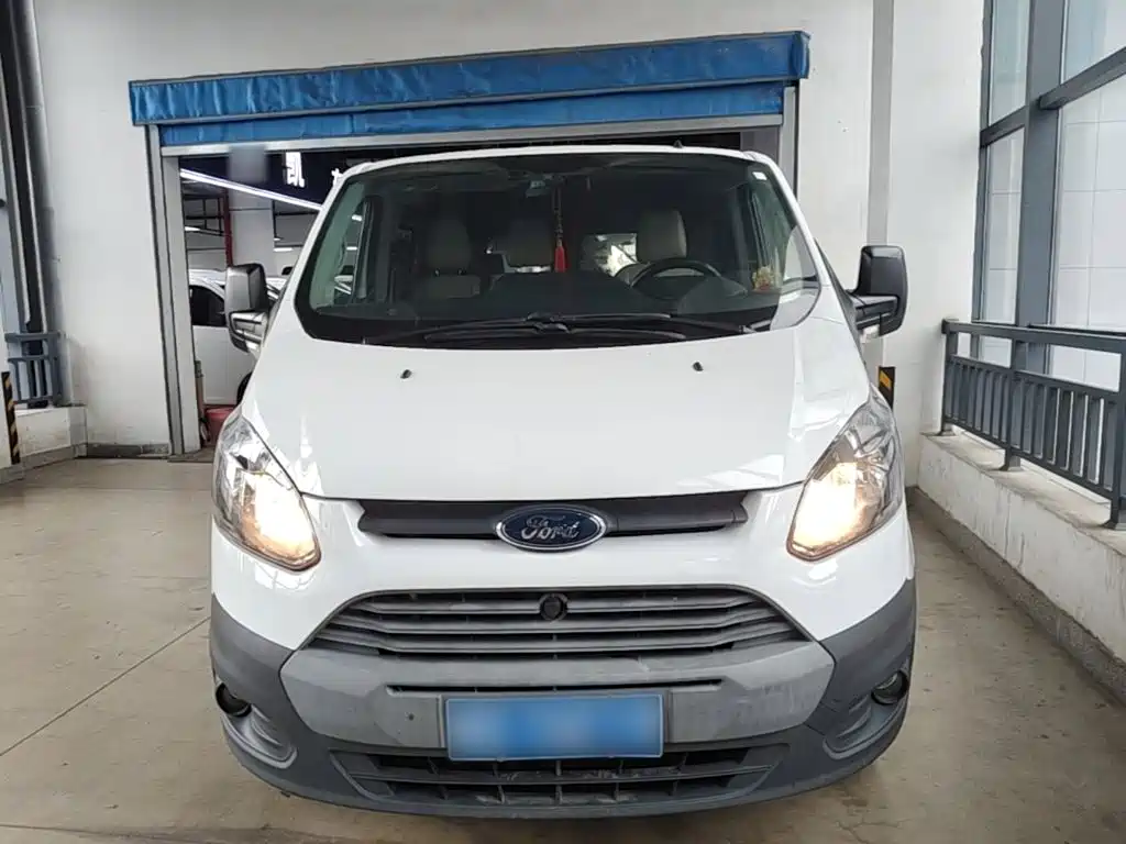 Ford Transit — миниатюра 3