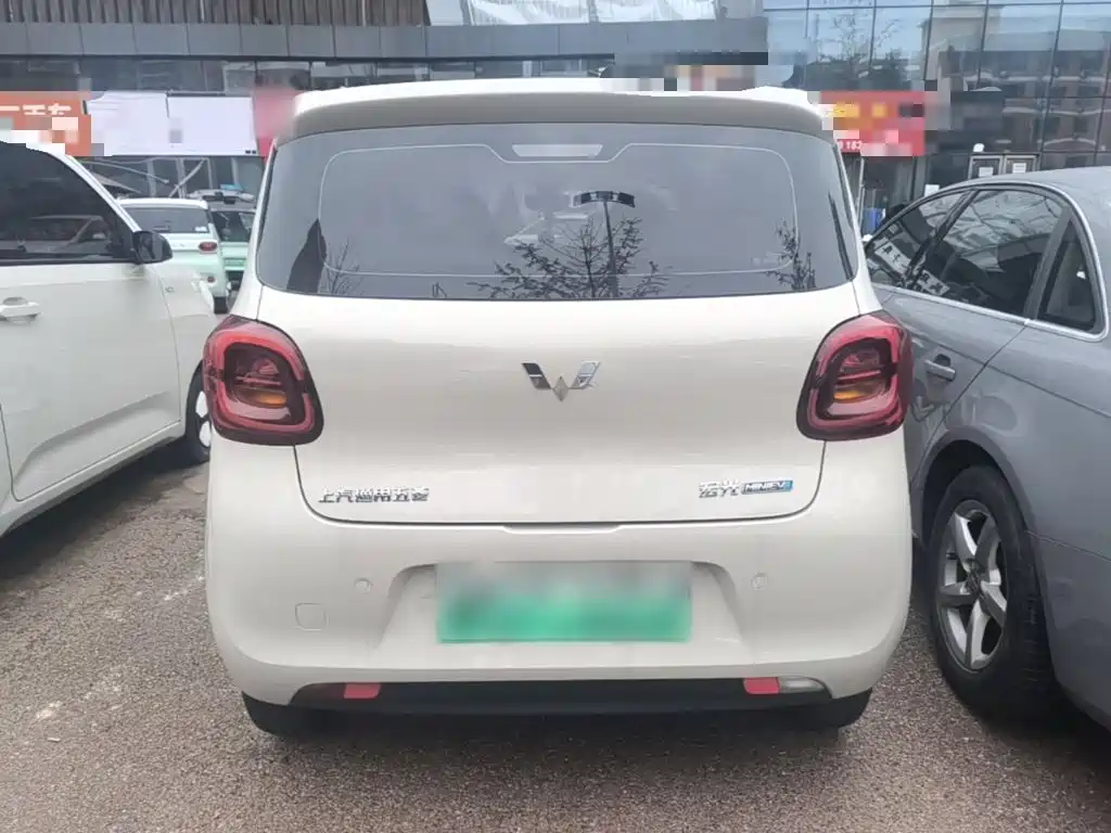 Wuling MINIEV — миниатюра 6