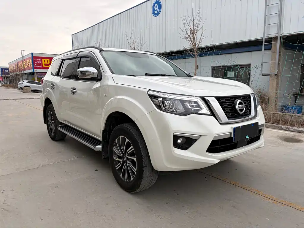Nissan Terra 2.5L XL Upper 4WD Auto 4WD Luxury Edition, фото 3