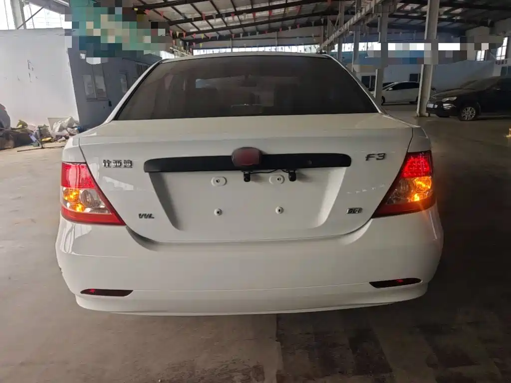 BYD F3 — миниатюра 6
