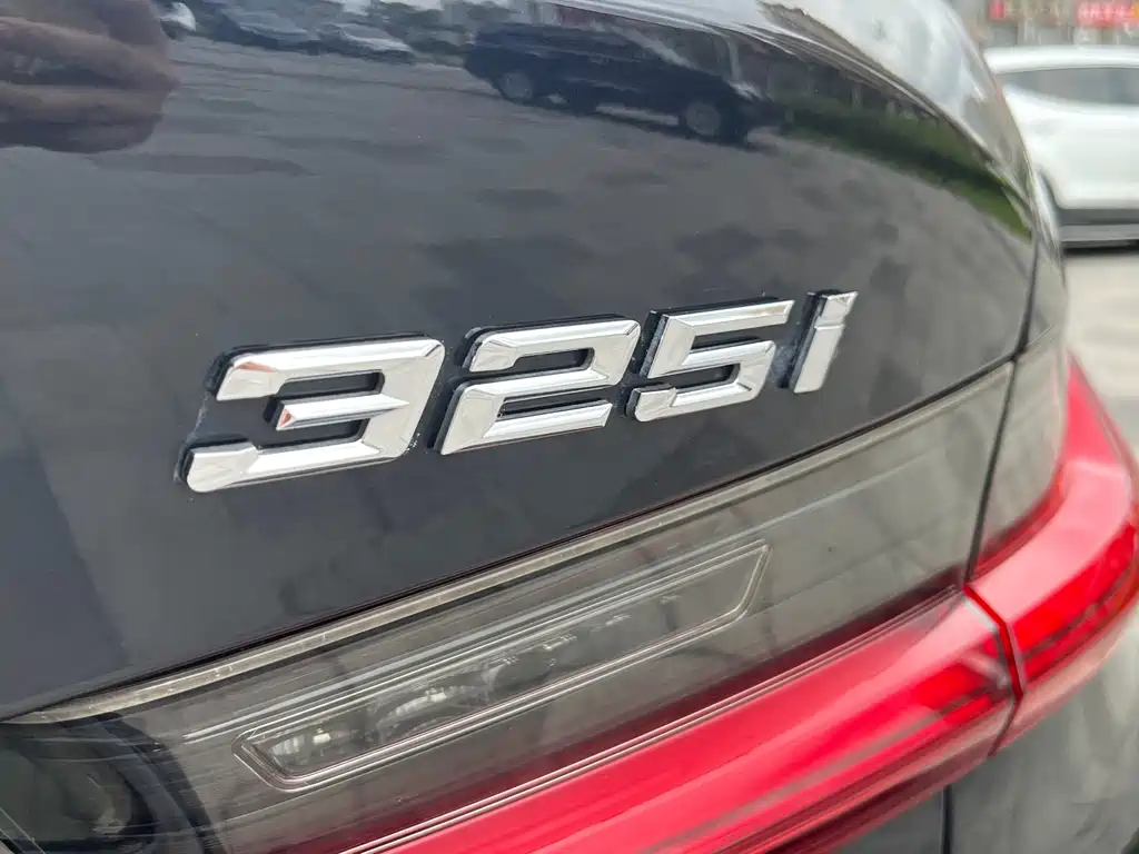 BMW 3 Series — миниатюра 32