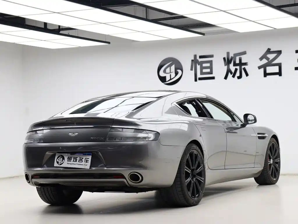 Aston Martin Rapide — миниатюра 19