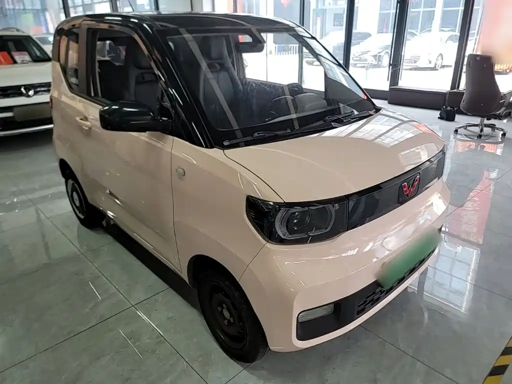 Wuling MINIEV — миниатюра 4