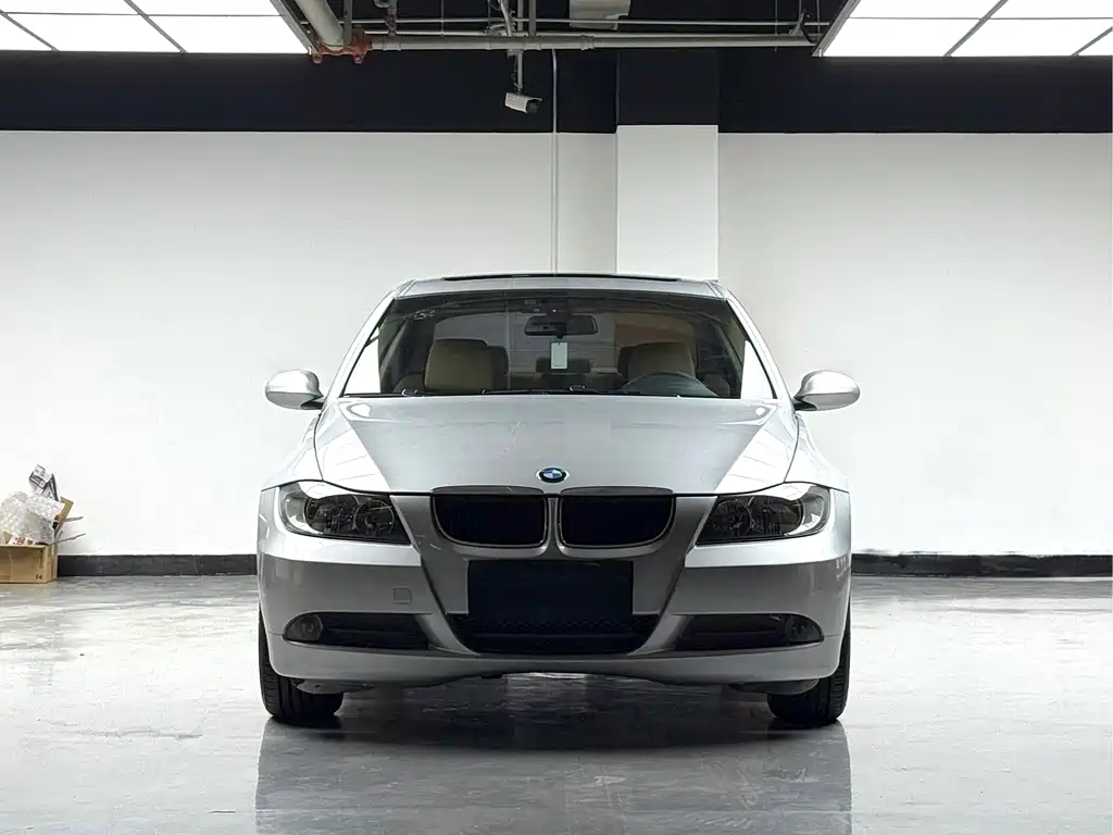 BMW 3 Series (Import) — миниатюра 2