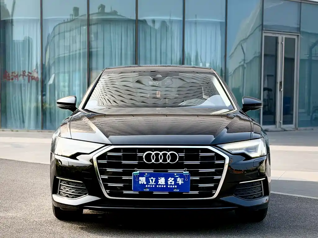 Audi A6L 2021 40 TFSI Luxury
