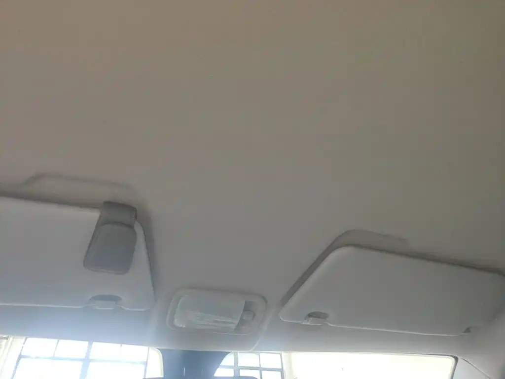 Wuling MINIEV — миниатюра 18