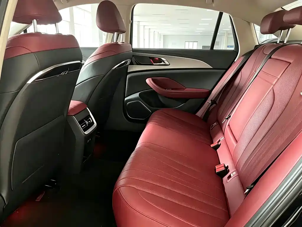 Hongqi Hongqi H5 — миниатюра 5