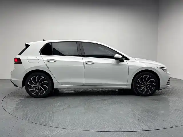 Volkswagen Golf — миниатюра 5