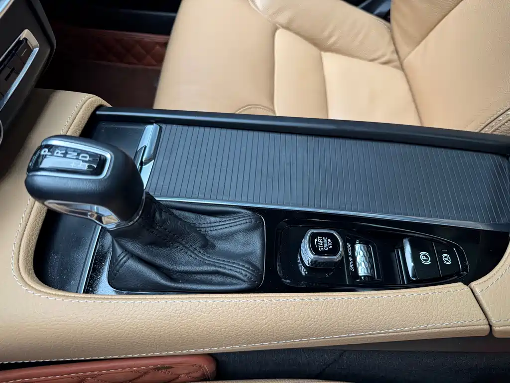 Volvo V90 — миниатюра 18