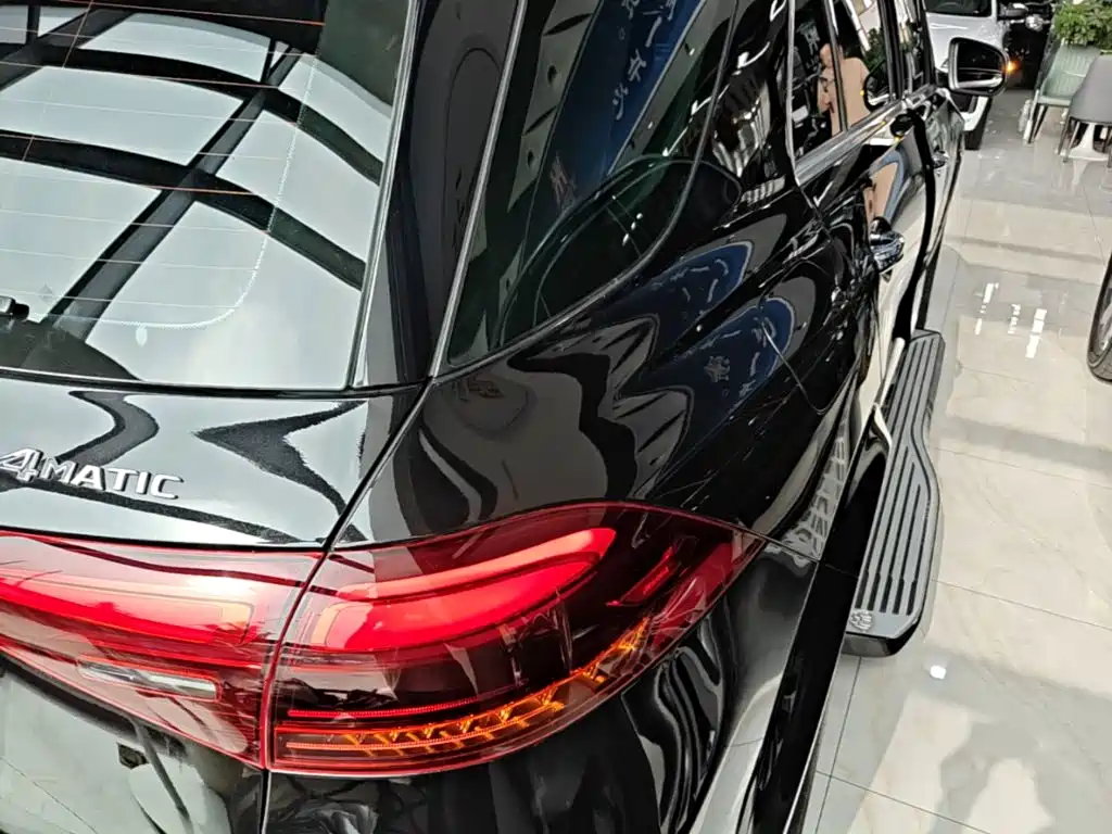 Mercedes-Benz GLE (Import) — миниатюра 7