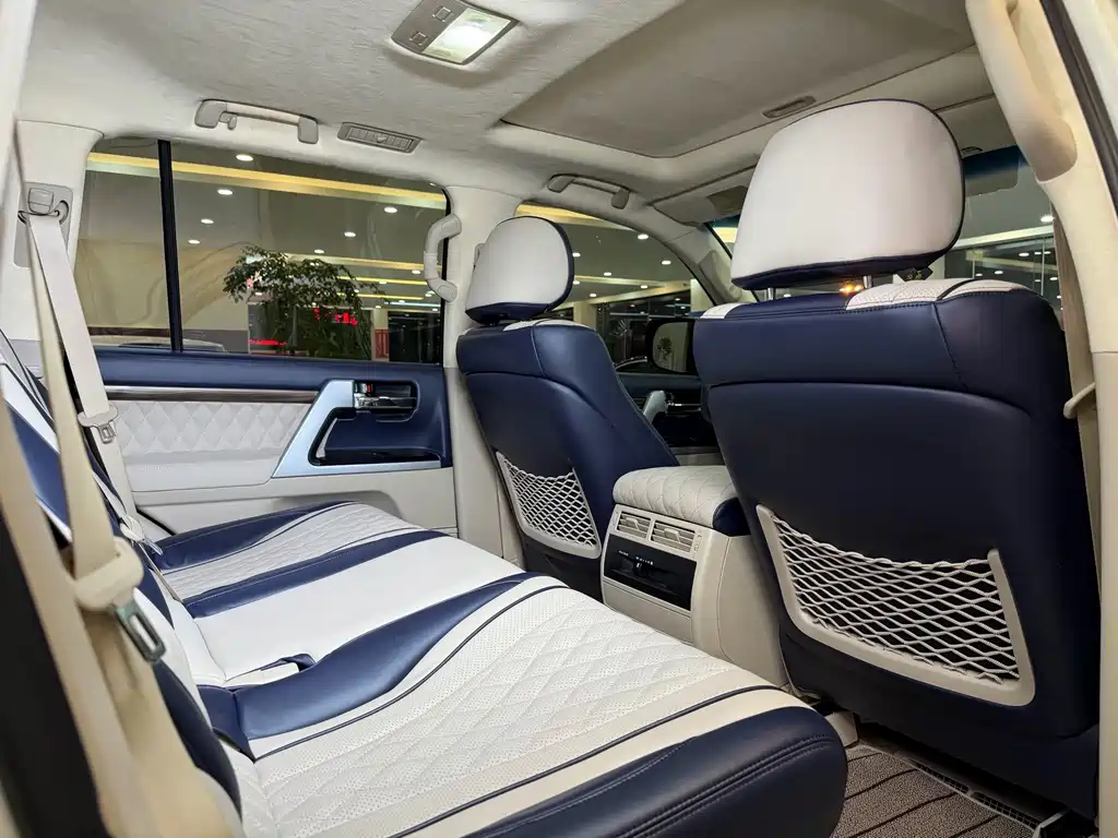 Toyota Land Cruiser — миниатюра 14