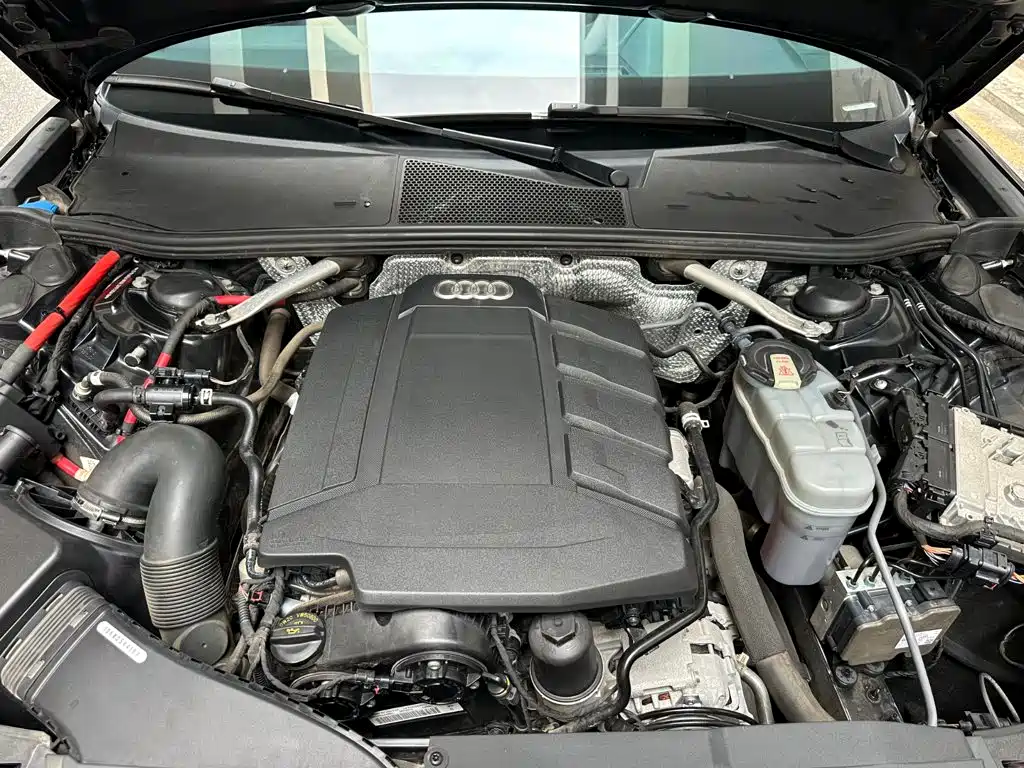 Audi A6L — миниатюра 7