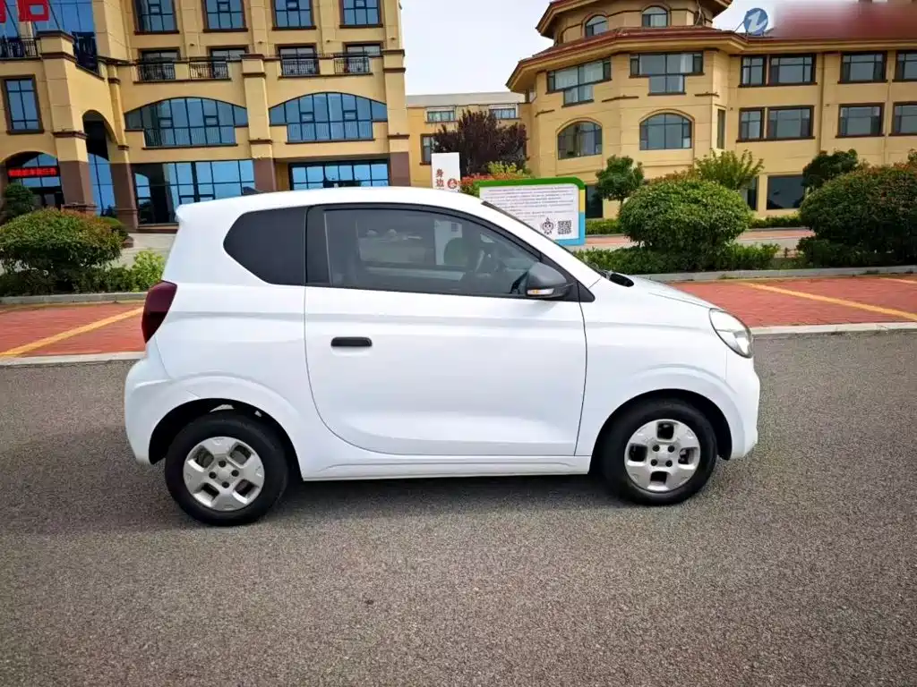 Roewe Clever — миниатюра 25