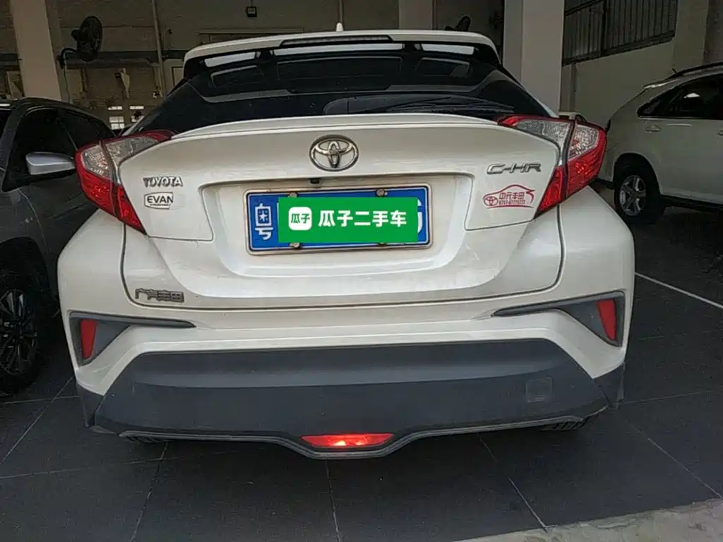 Toyota C-HR — миниатюра 6
