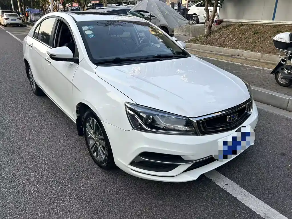 Geely Emgrand — миниатюра 5
