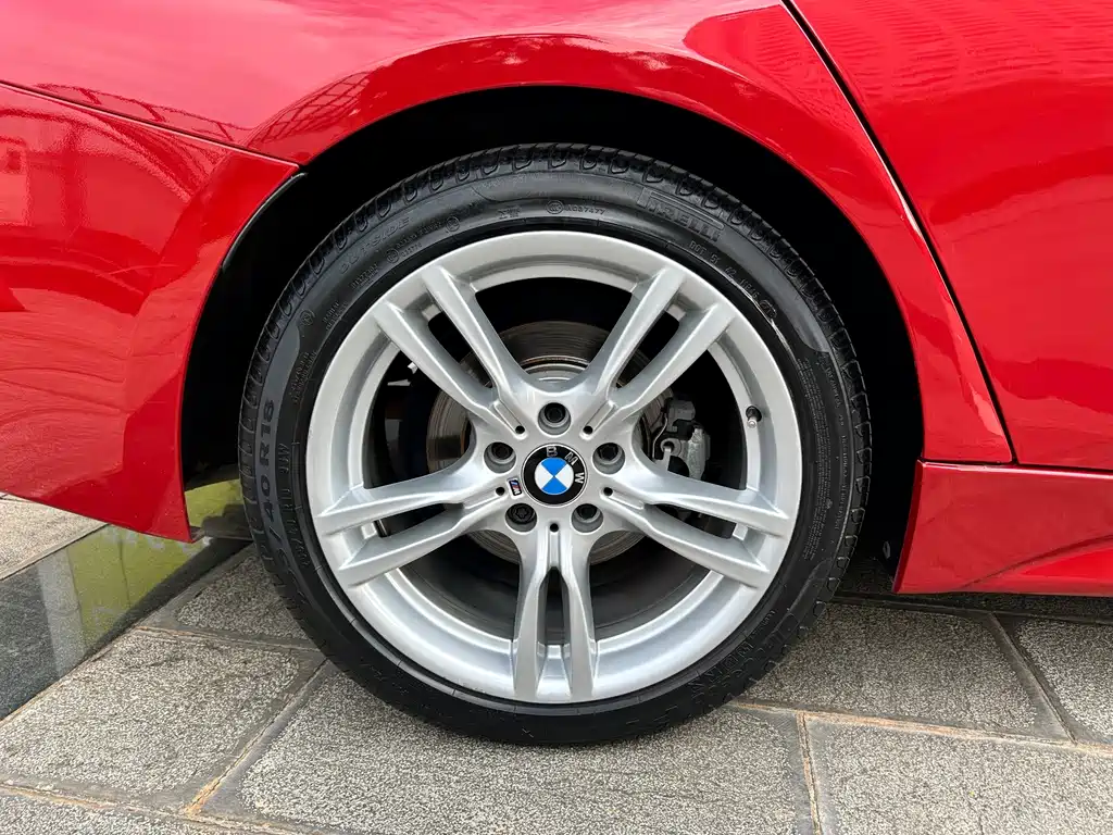 BMW 3 Series — миниатюра 23