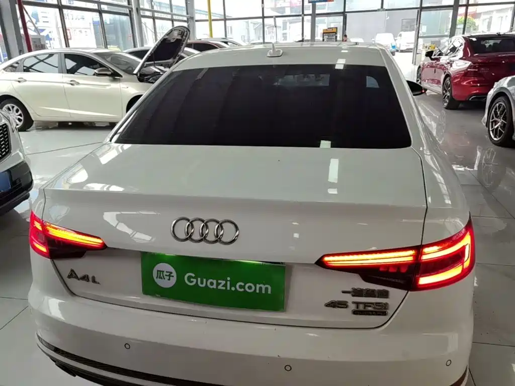 Audi A4L — миниатюра 6