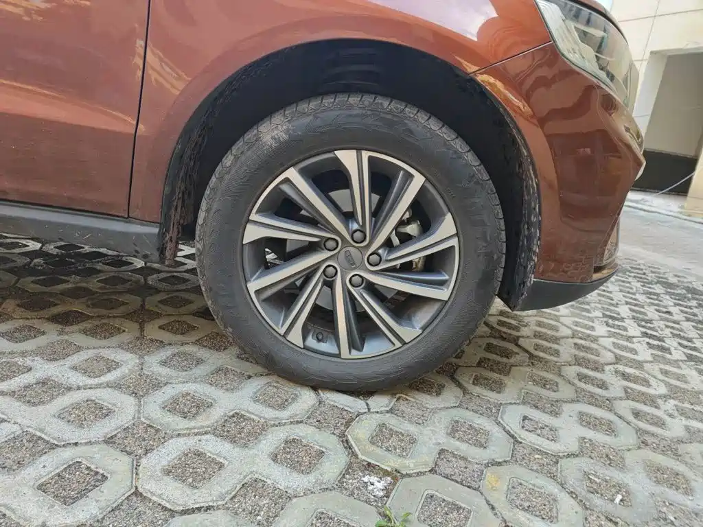 Geely Vision X6 — миниатюра 24