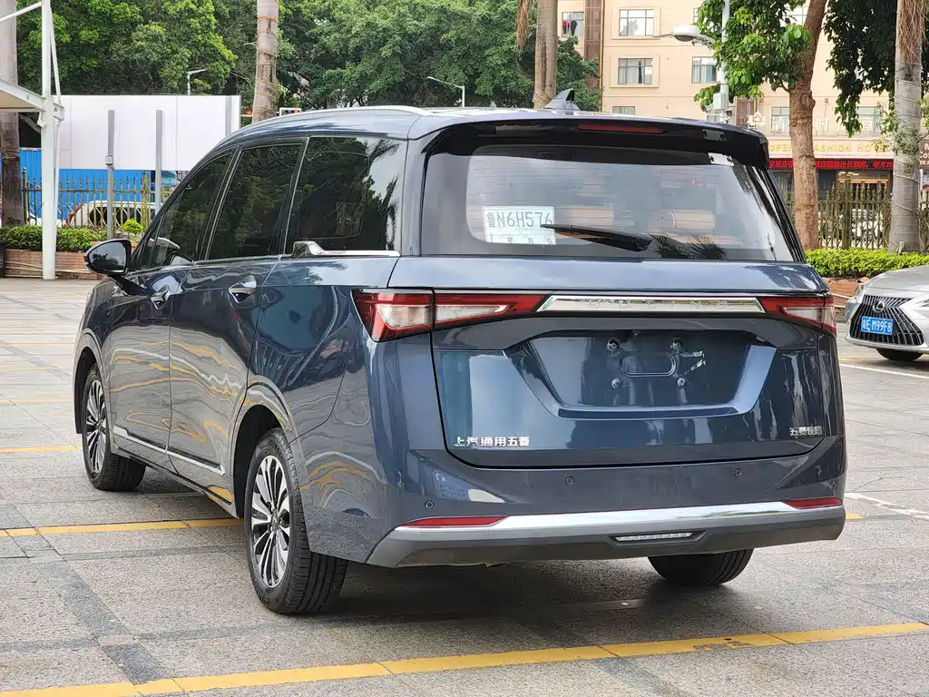 Wuling Jiachen — миниатюра 7
