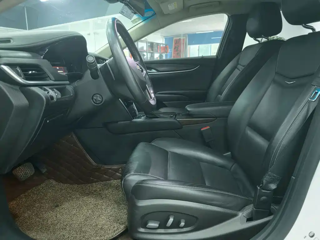 Cadillac XTS — миниатюра 7