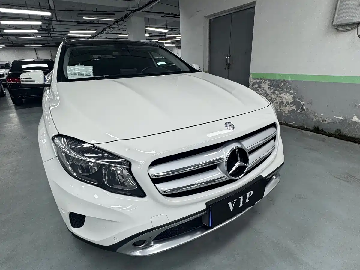 Mercedes-Benz GLA