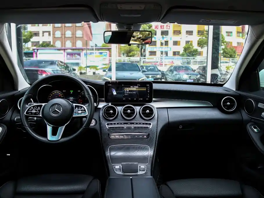 Mercedes-Benz C-Class — миниатюра 9