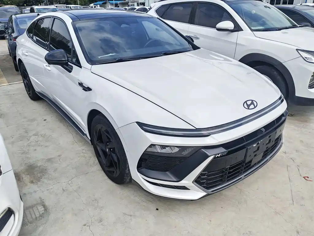 Hyundai Sonata — миниатюра 10