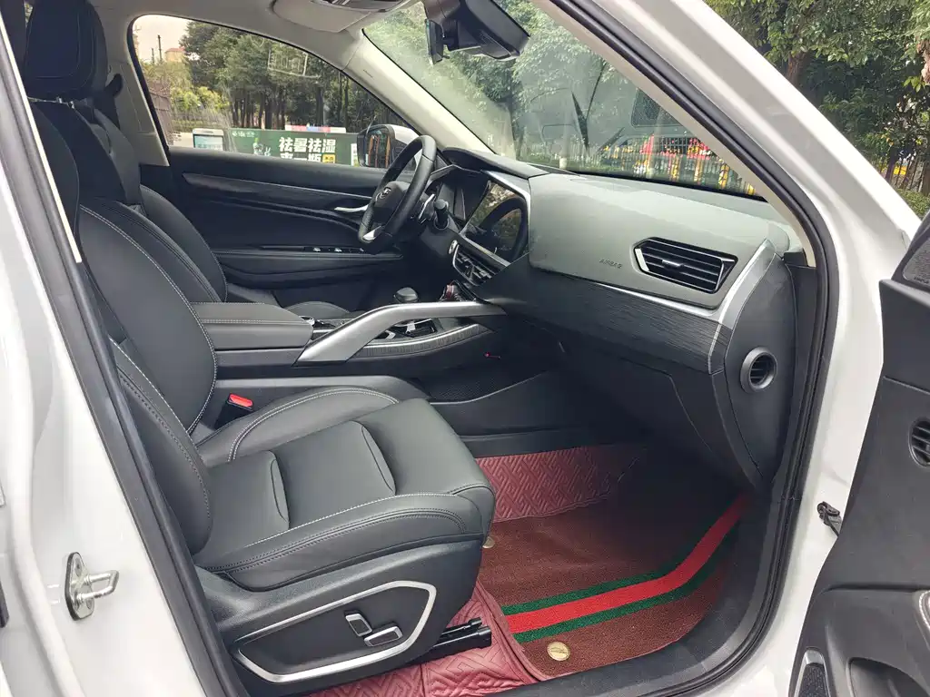 Geely Xingyue — миниатюра 16