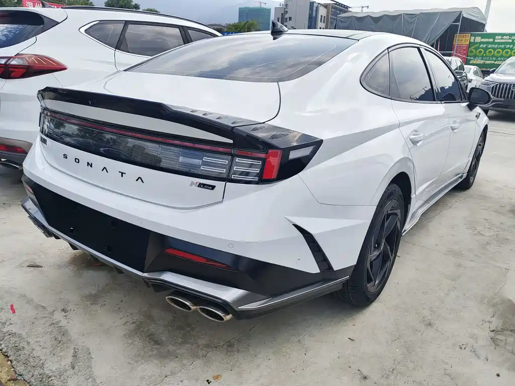 Hyundai Sonata — миниатюра 9