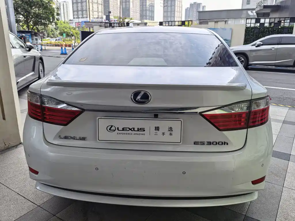 Lexus ES — миниатюра 3