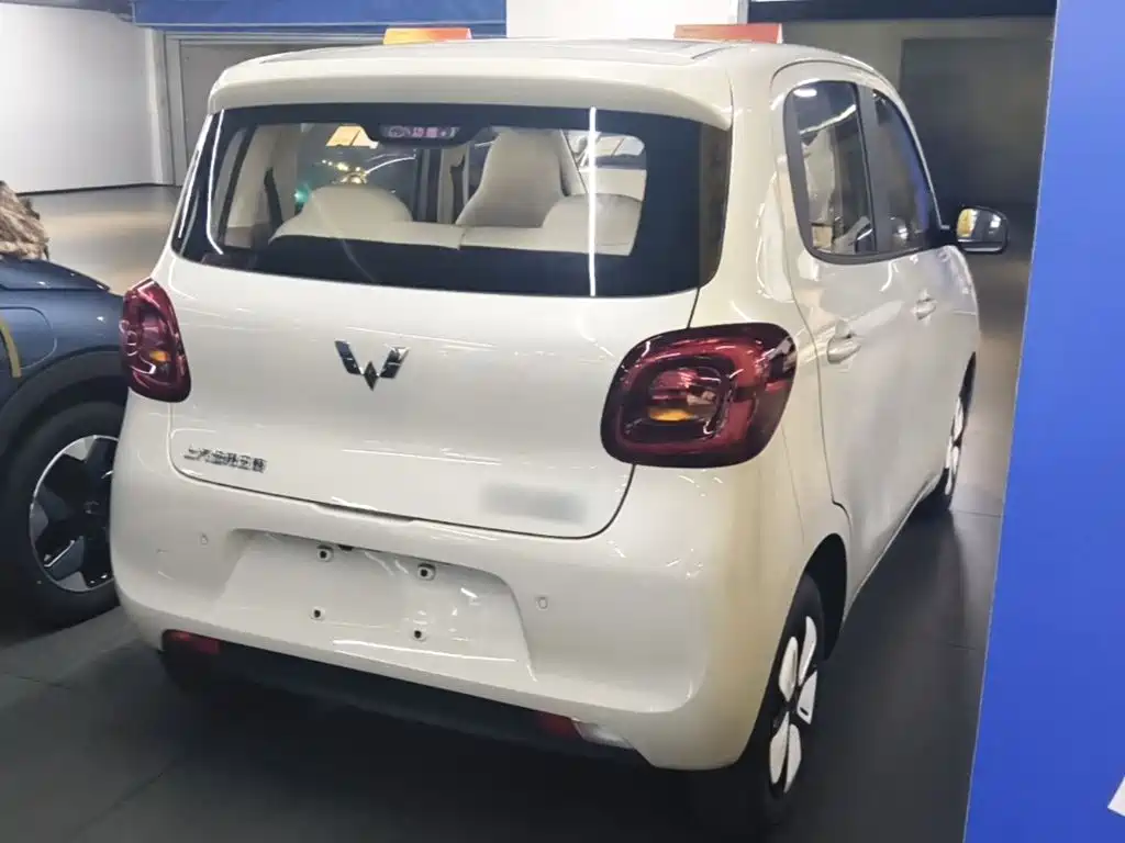 Wuling MINIEV — миниатюра 7