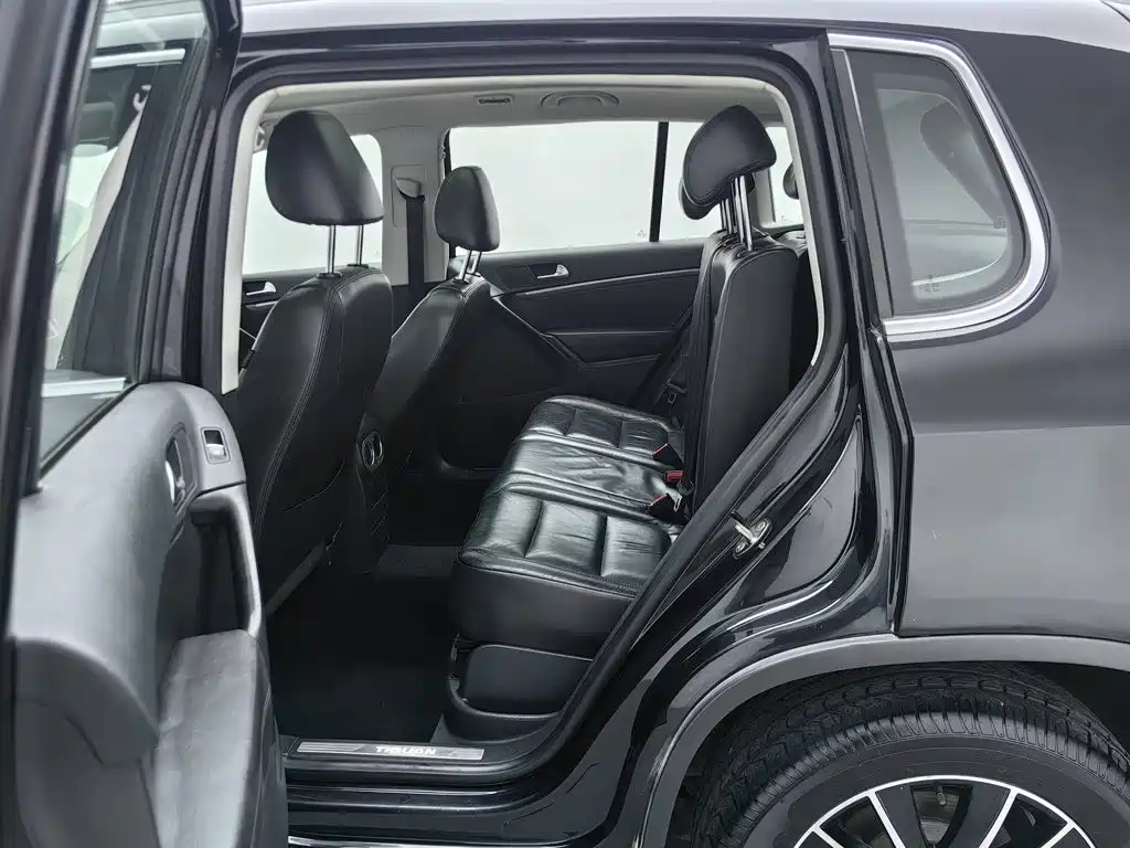Volkswagen Tiguan — миниатюра 15