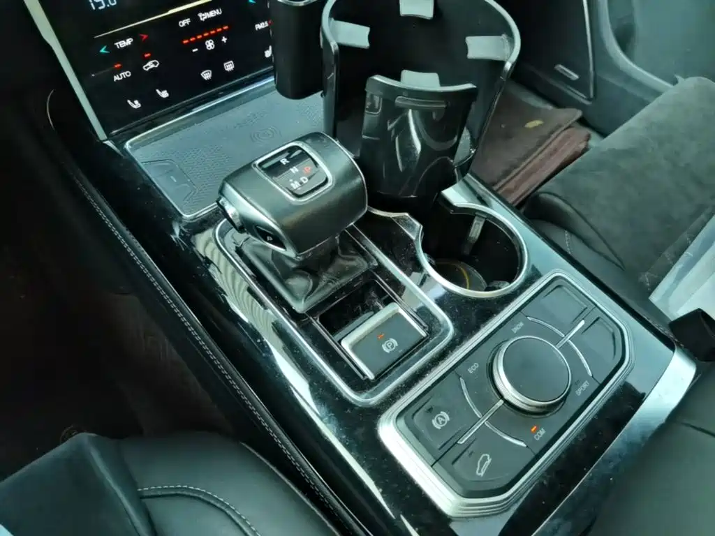 Hongqi Hongqi HS7 — миниатюра 21