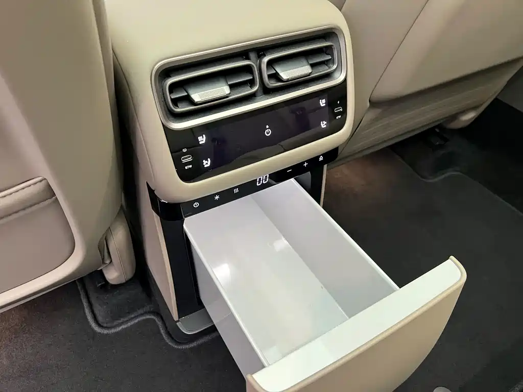 Li Auto Li i6 — миниатюра 6