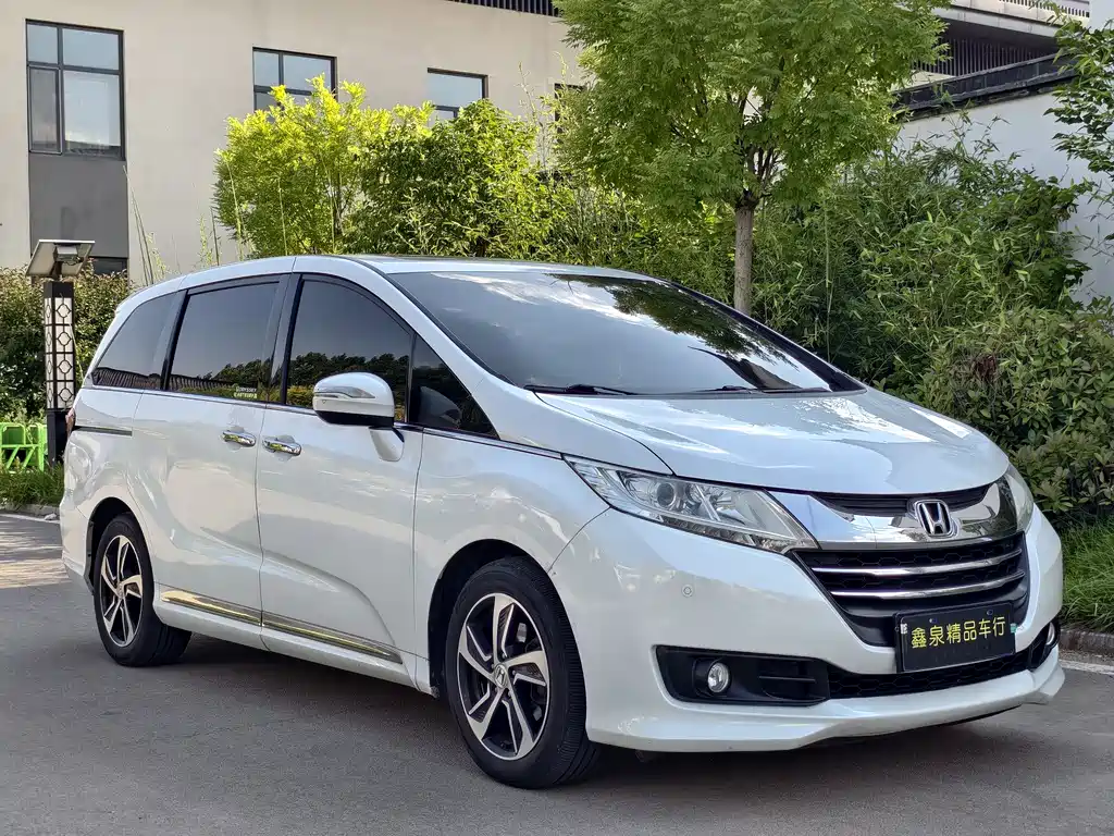 Honda Odyssey 2015 2.4L Luxury