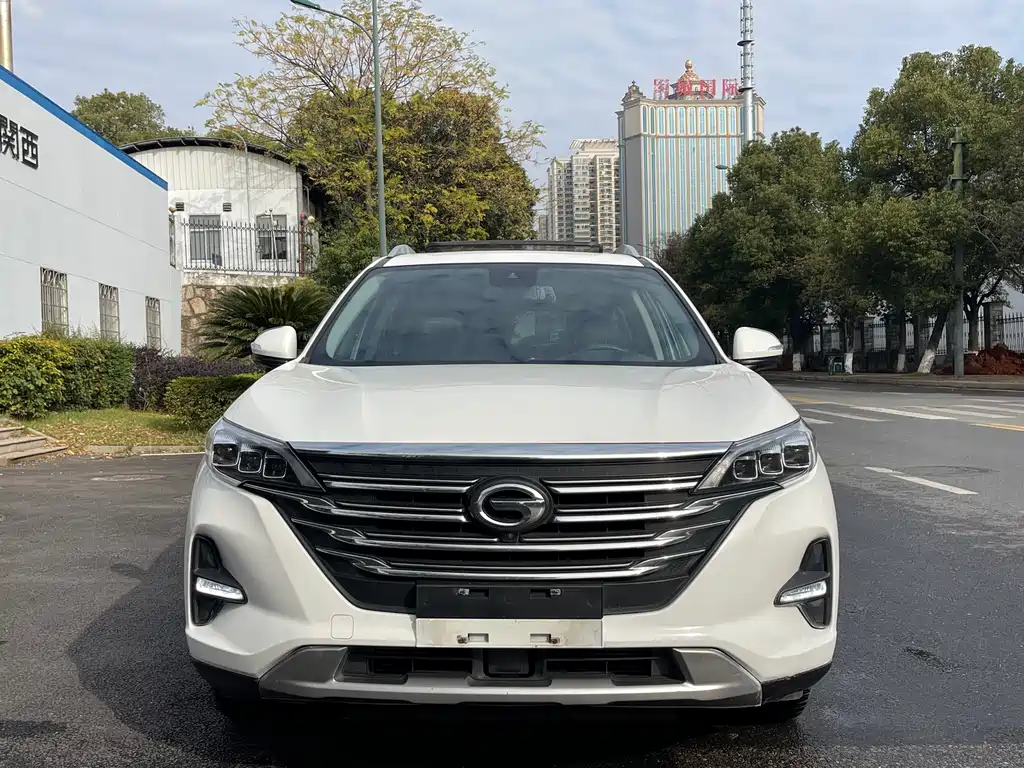 GAC TRUMPCHI GS5