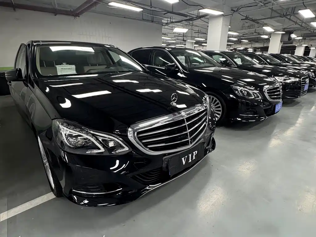 Mercedes-Benz E-Class — миниатюра 3