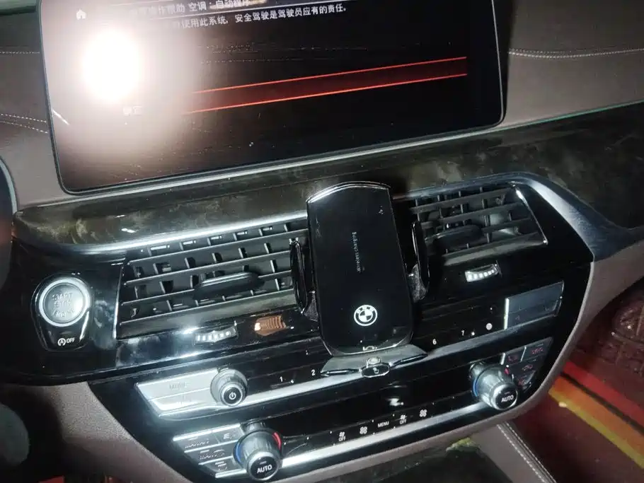 BMW 5 Series — миниатюра 12
