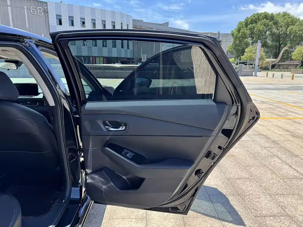 Honda Inspire — миниатюра 18