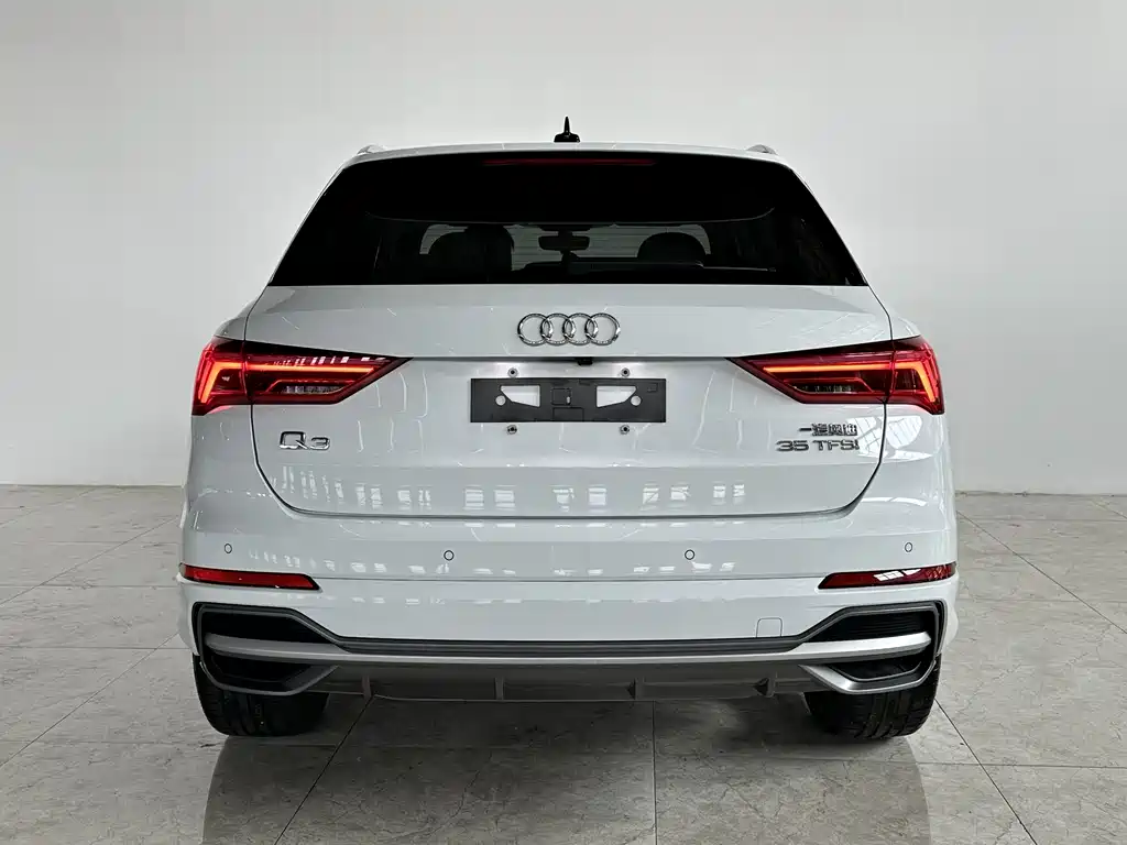 Audi Q3 2022 35 TFSI Fashion