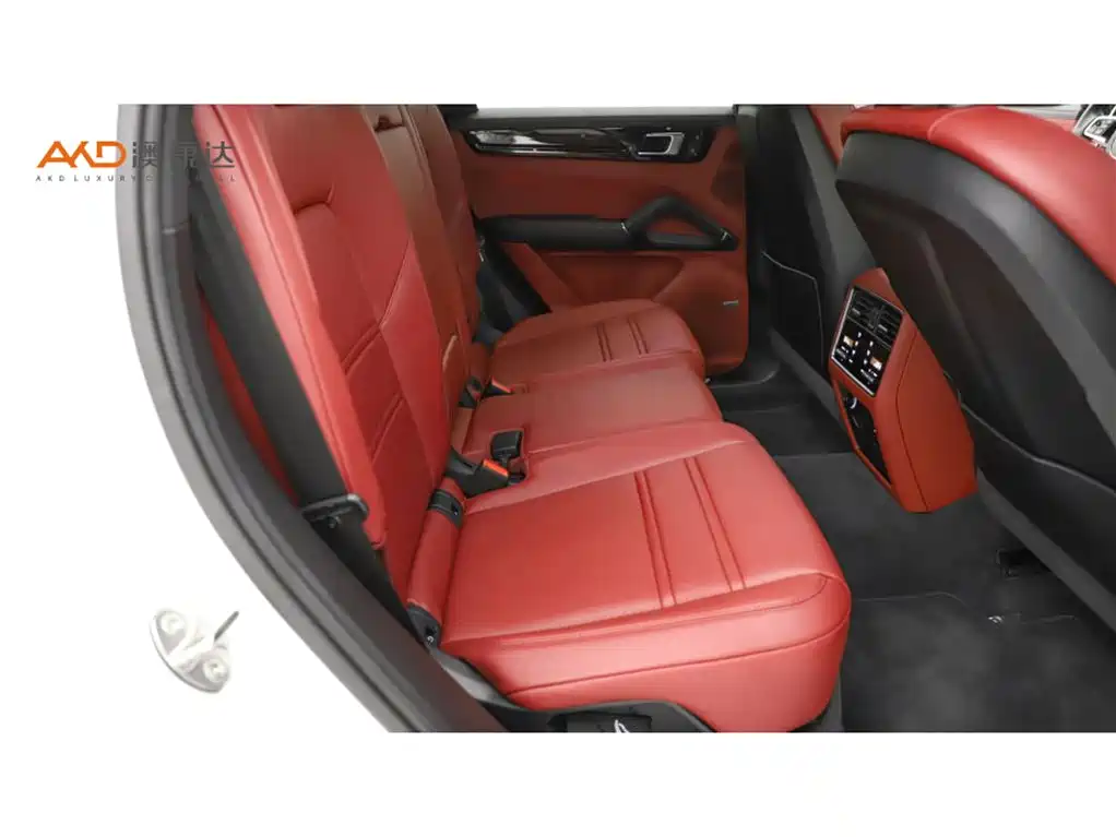 Porsche Cayenne — миниатюра 8