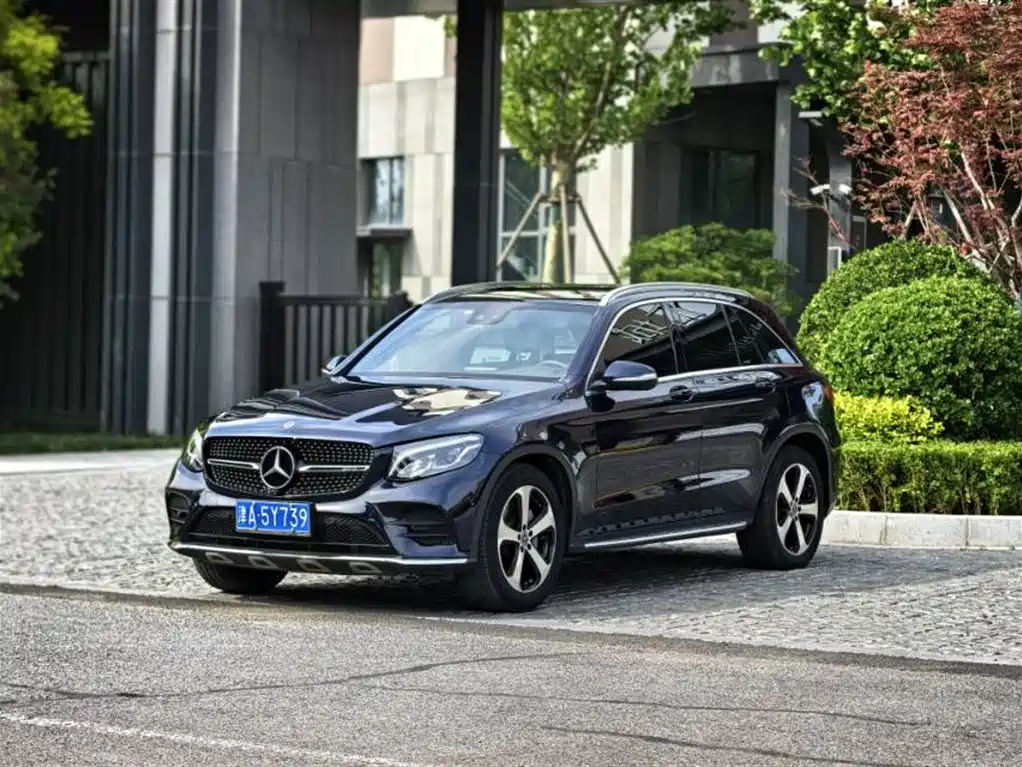 Купить Mercedes-Benz GLC